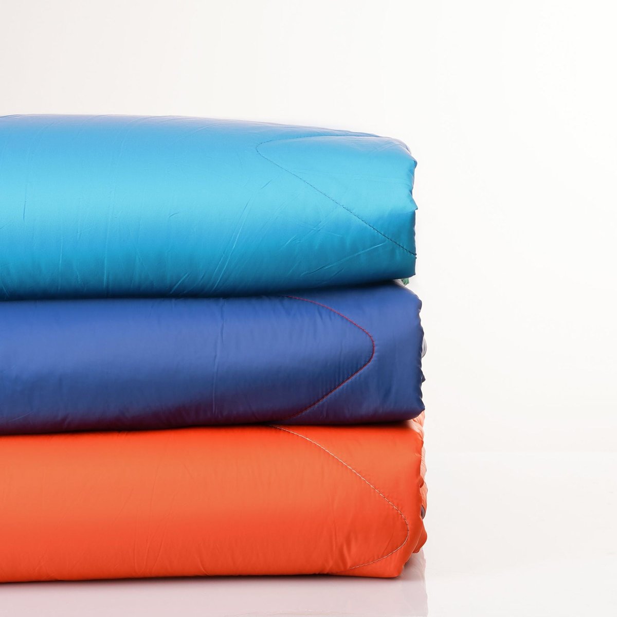 Quilted Outdoor Camping Blanket - Water & Stain Resistant, Insulated Design — blankets, view 12